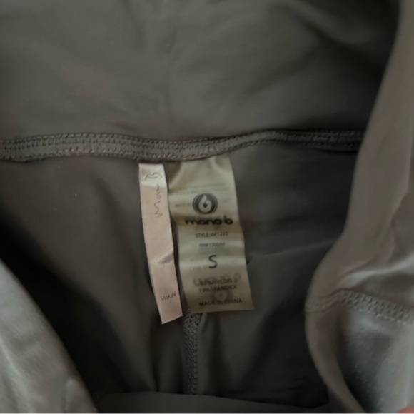 Mono B Grey leggings with mesh panels. Small - Picture 2 of 2